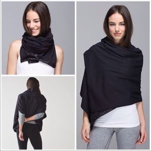LULULEMON Black Vinyasa Wrap NWT